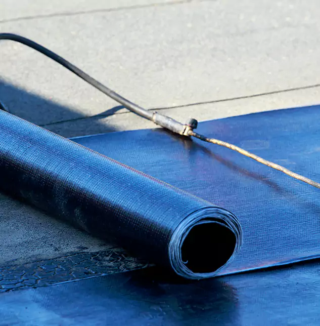 Expert Rubberized Roof Patch Solutions: Restoring University Place's Flat Roofs to Peak Performance