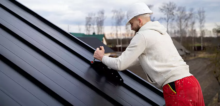 Professional Corrugated Roofing Repair Services in University Place, WA