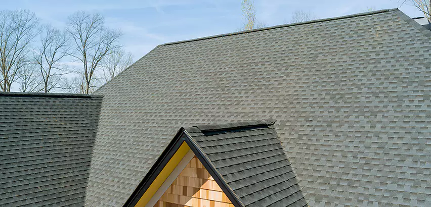 Replacing Vinyl Siding With Cedar Shingles in University Place