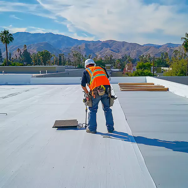 Why University Place Roofing Pro Is the Flat Roofing Choice in University Place, WA?